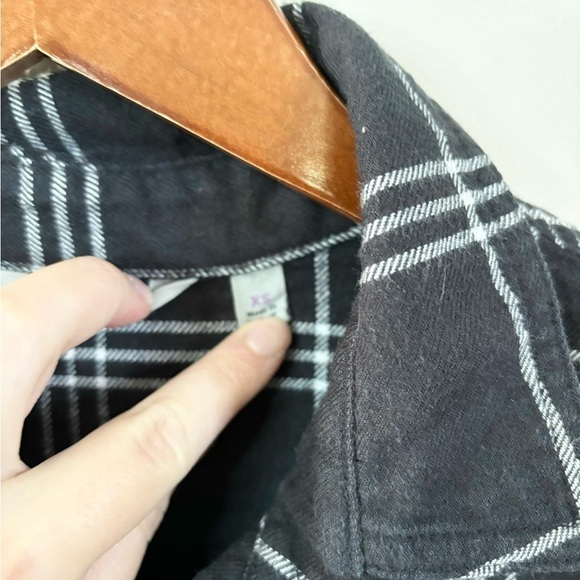 Athleta black white button down long line flannel size XS - Picture 3 of 6